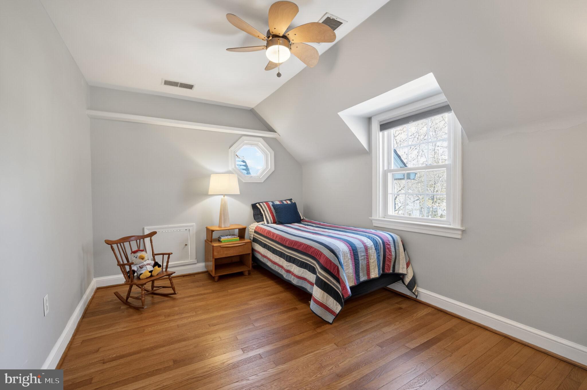 5934 16TH STREET N