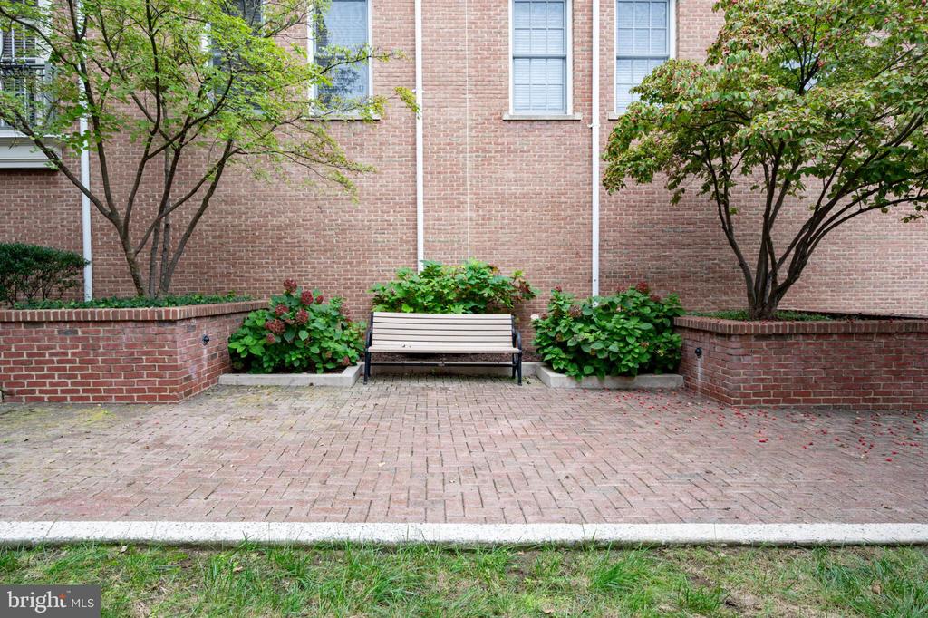 1115 CAMERON STREET 119