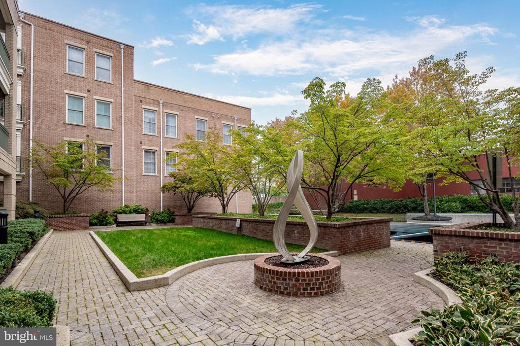 1115 CAMERON STREET 119