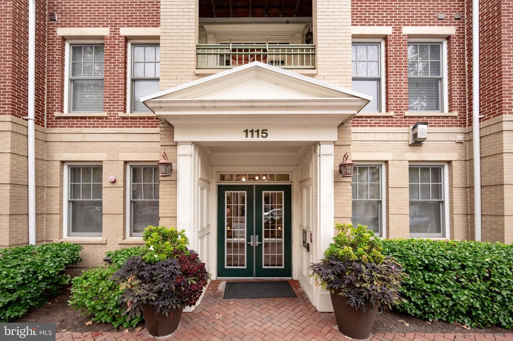 1115 CAMERON STREET 119