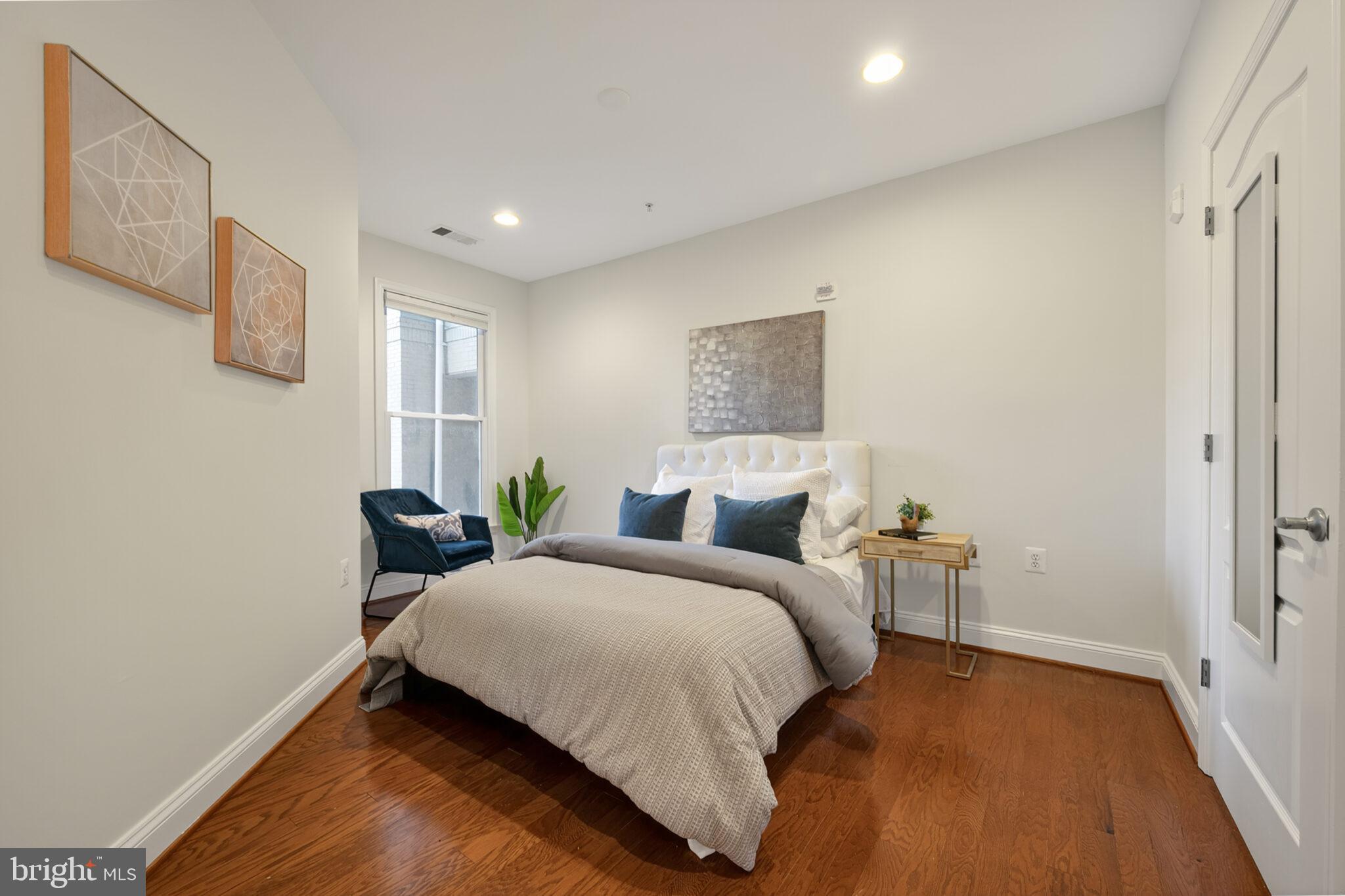 1115 CAMERON STREET 119