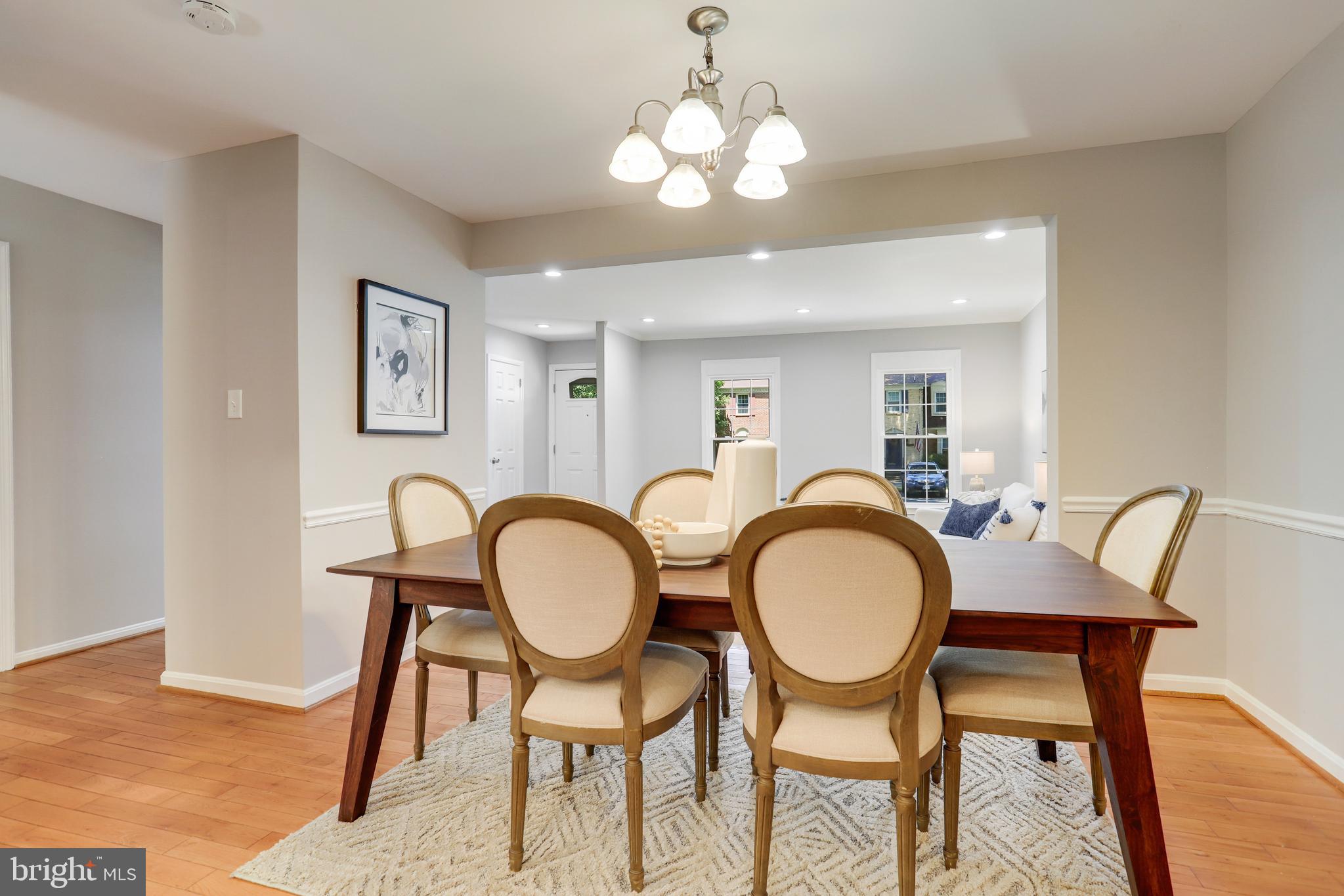 7919 TREESIDE COURT