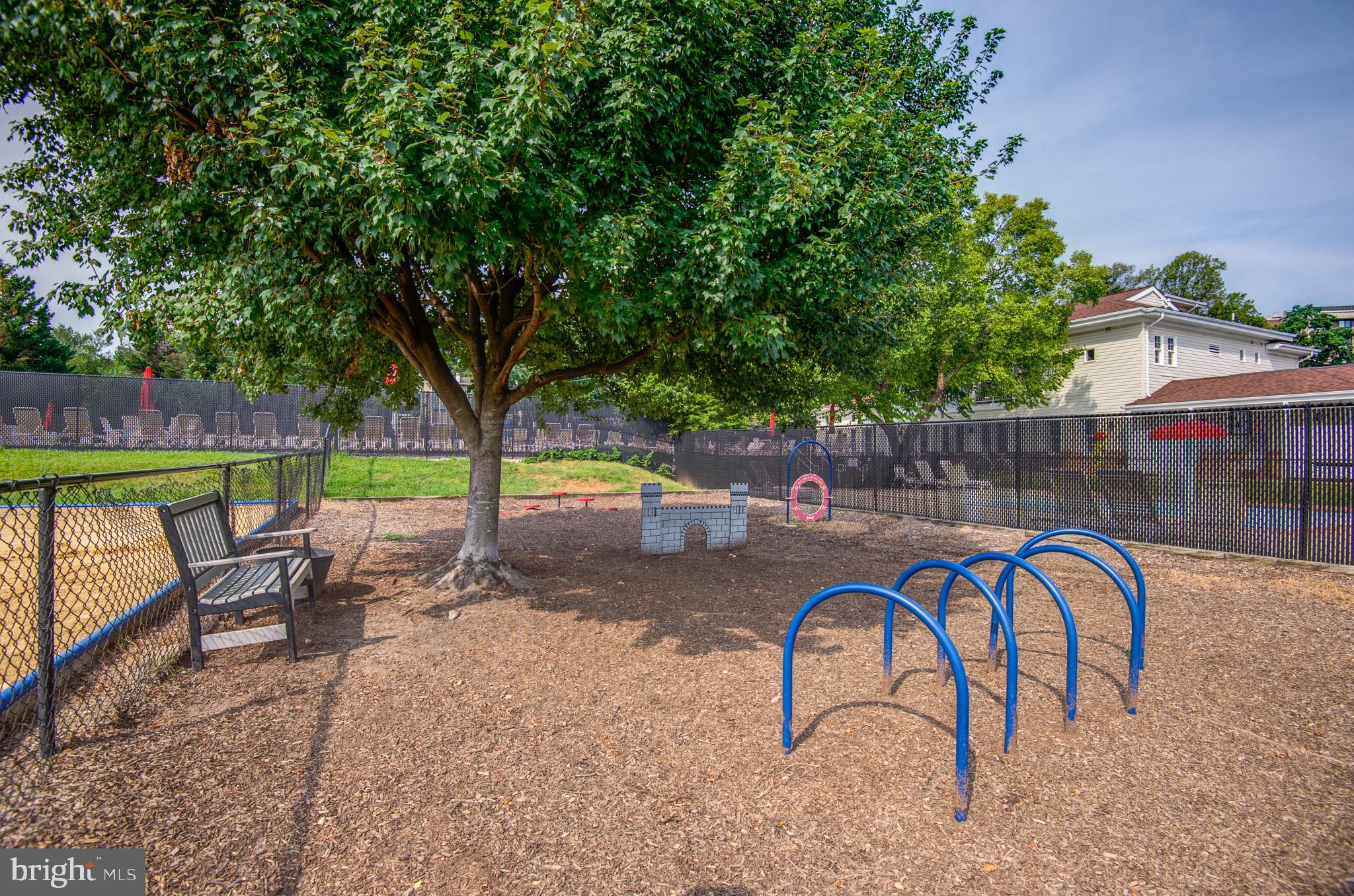 1942 KENNEDY DRIVE 104