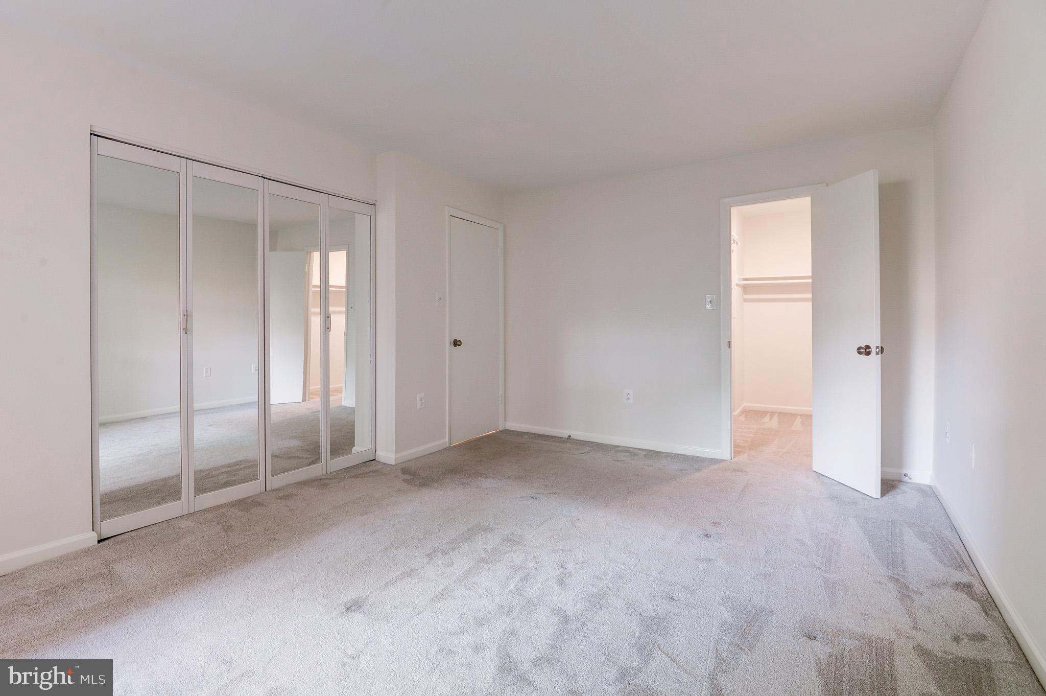 1942 KENNEDY DRIVE 104