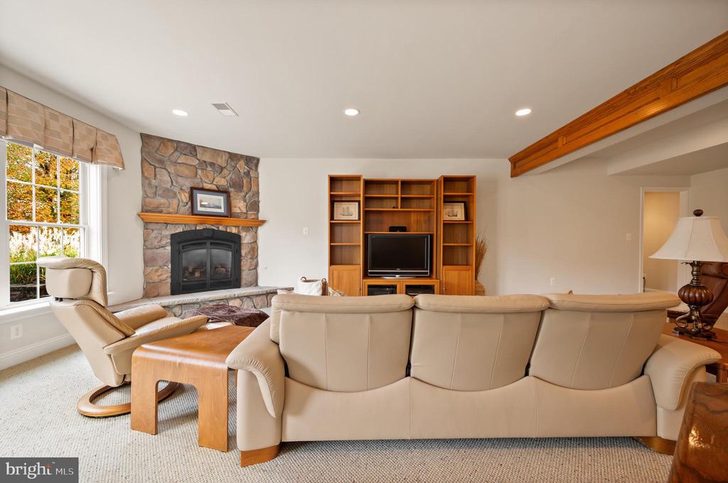 15707 ALDERBROOK DRIVE