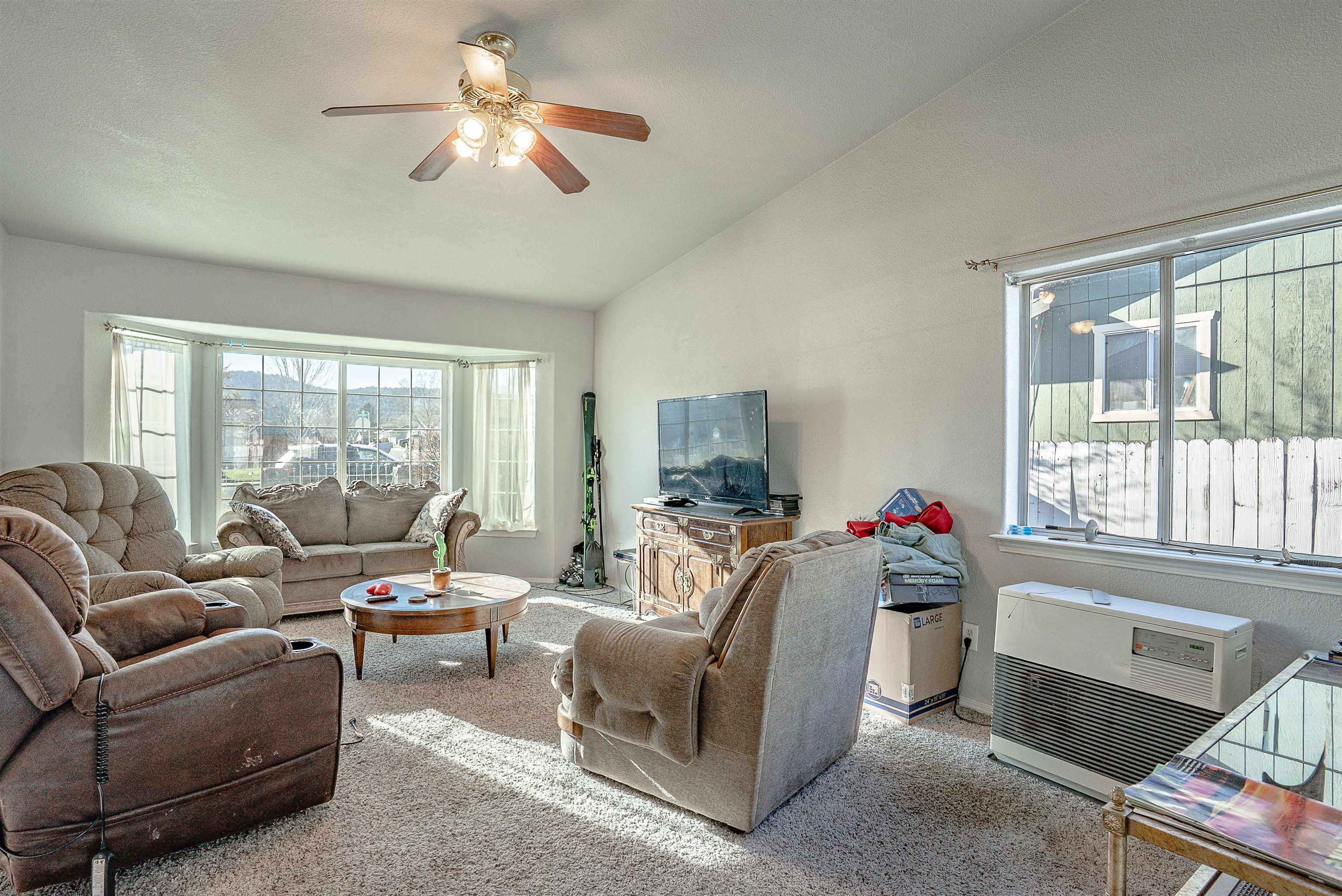 1185 Barbara Way