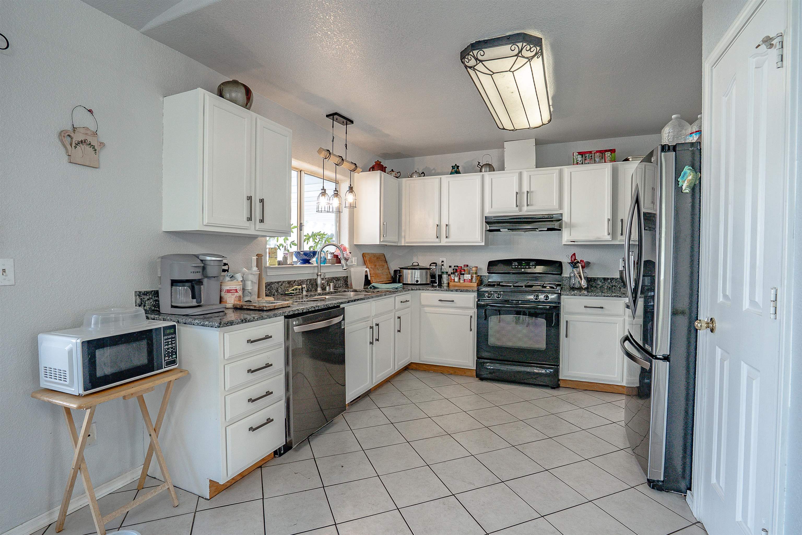 1185 Barbara Way
