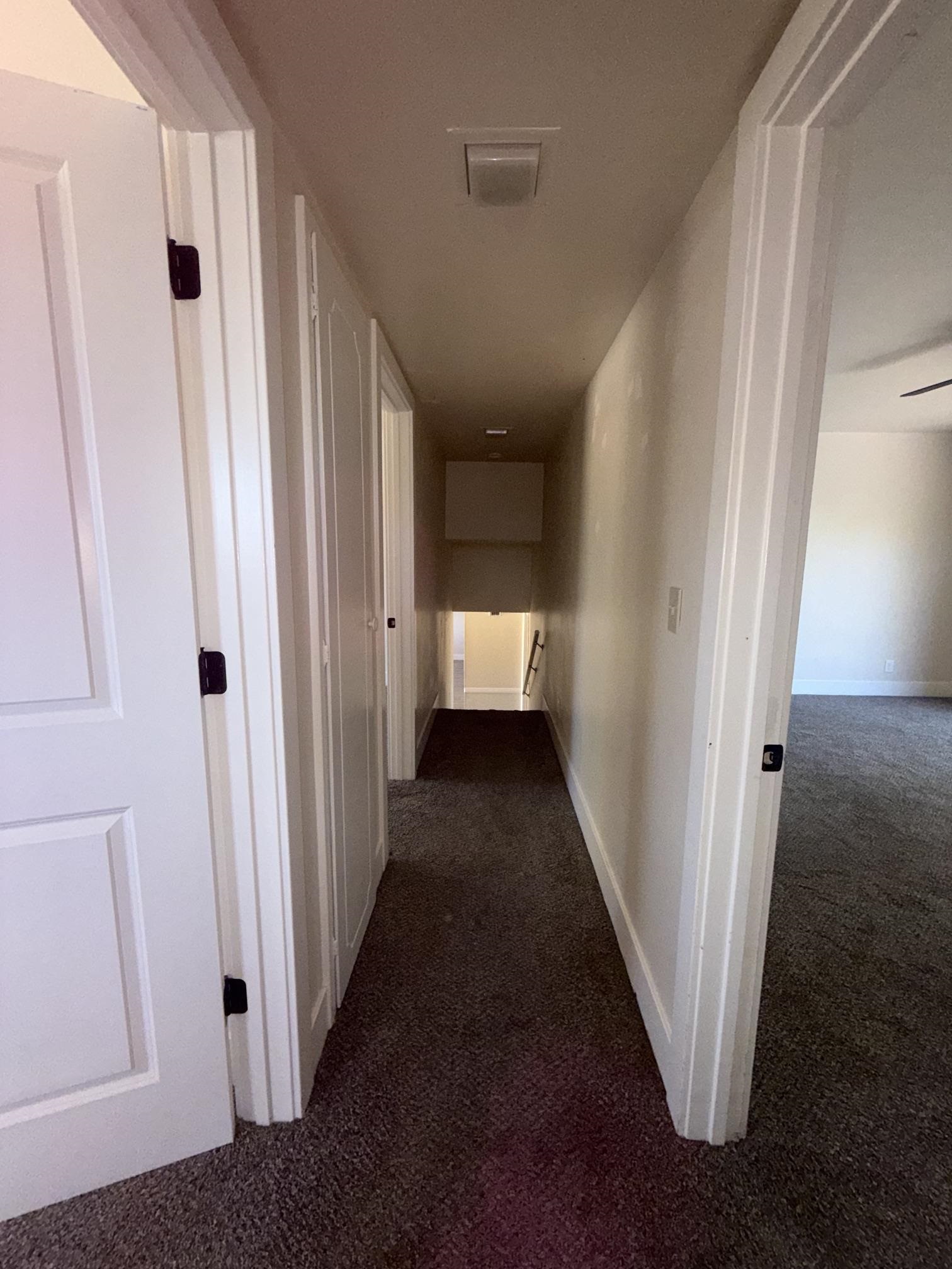 875 Washo Ln