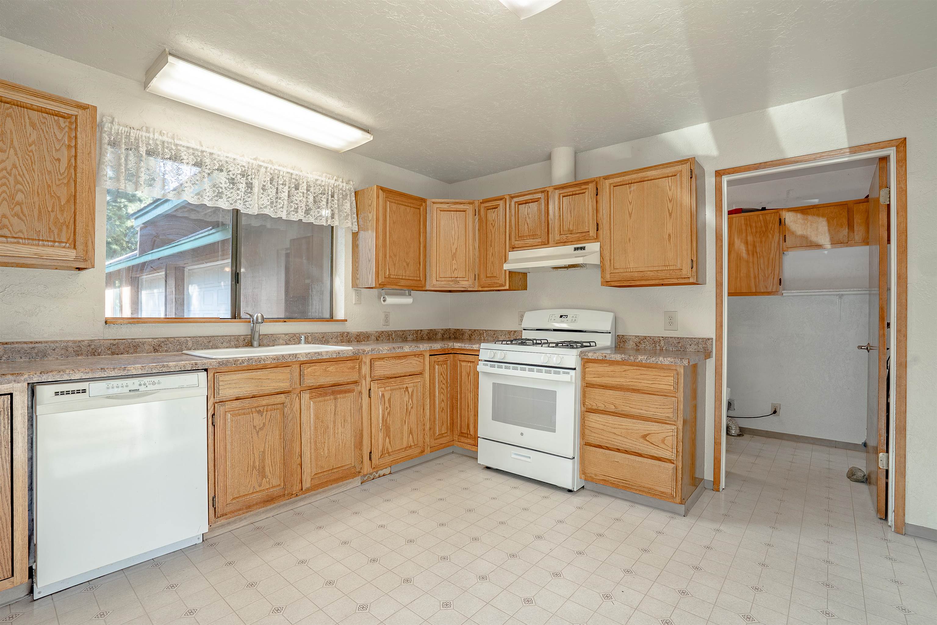 457-190 Honeyview Ln