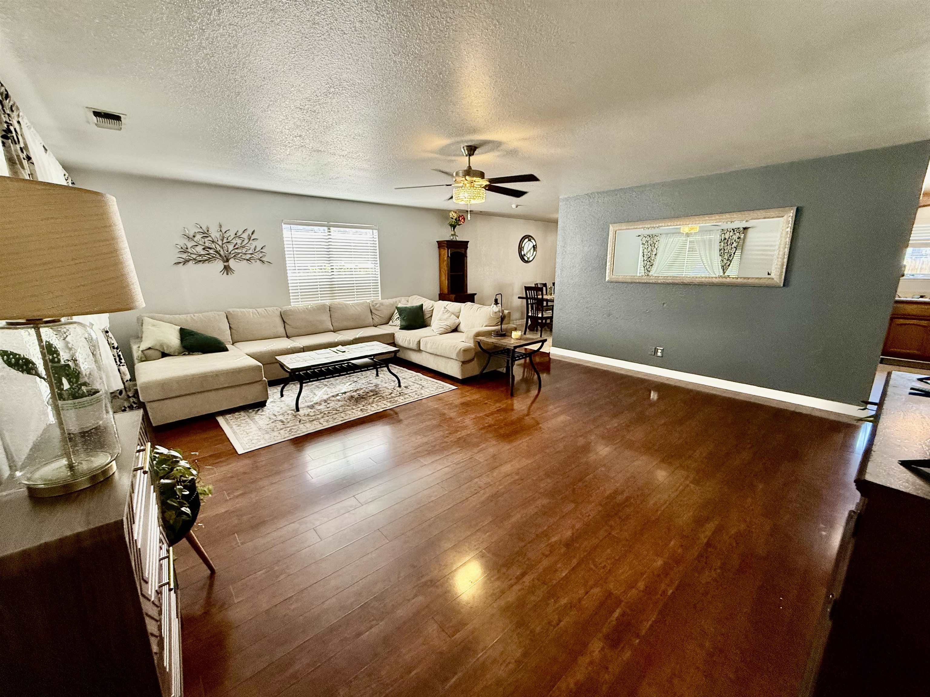 460 N Mesa Street