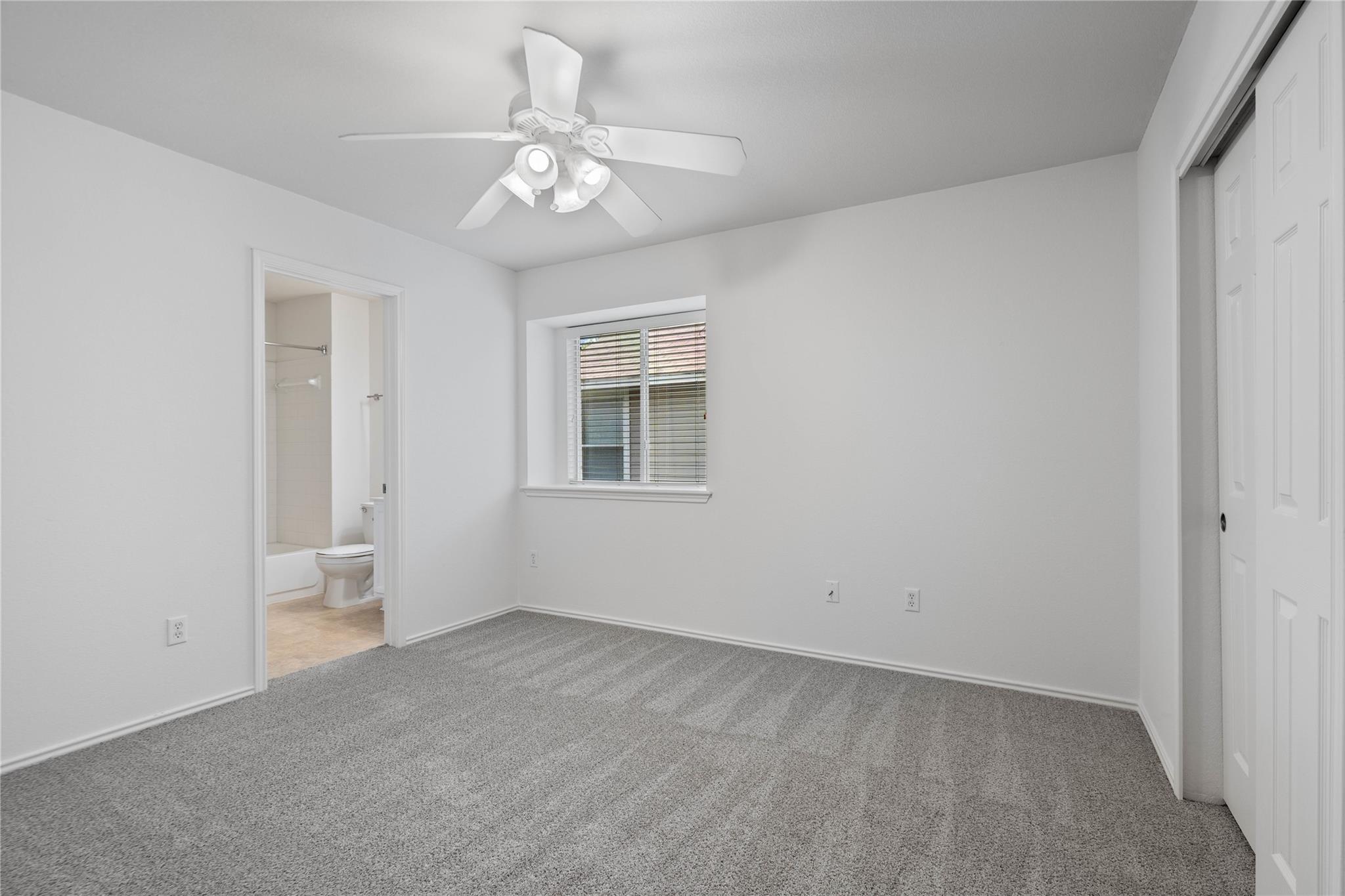 1102 Peyton PL