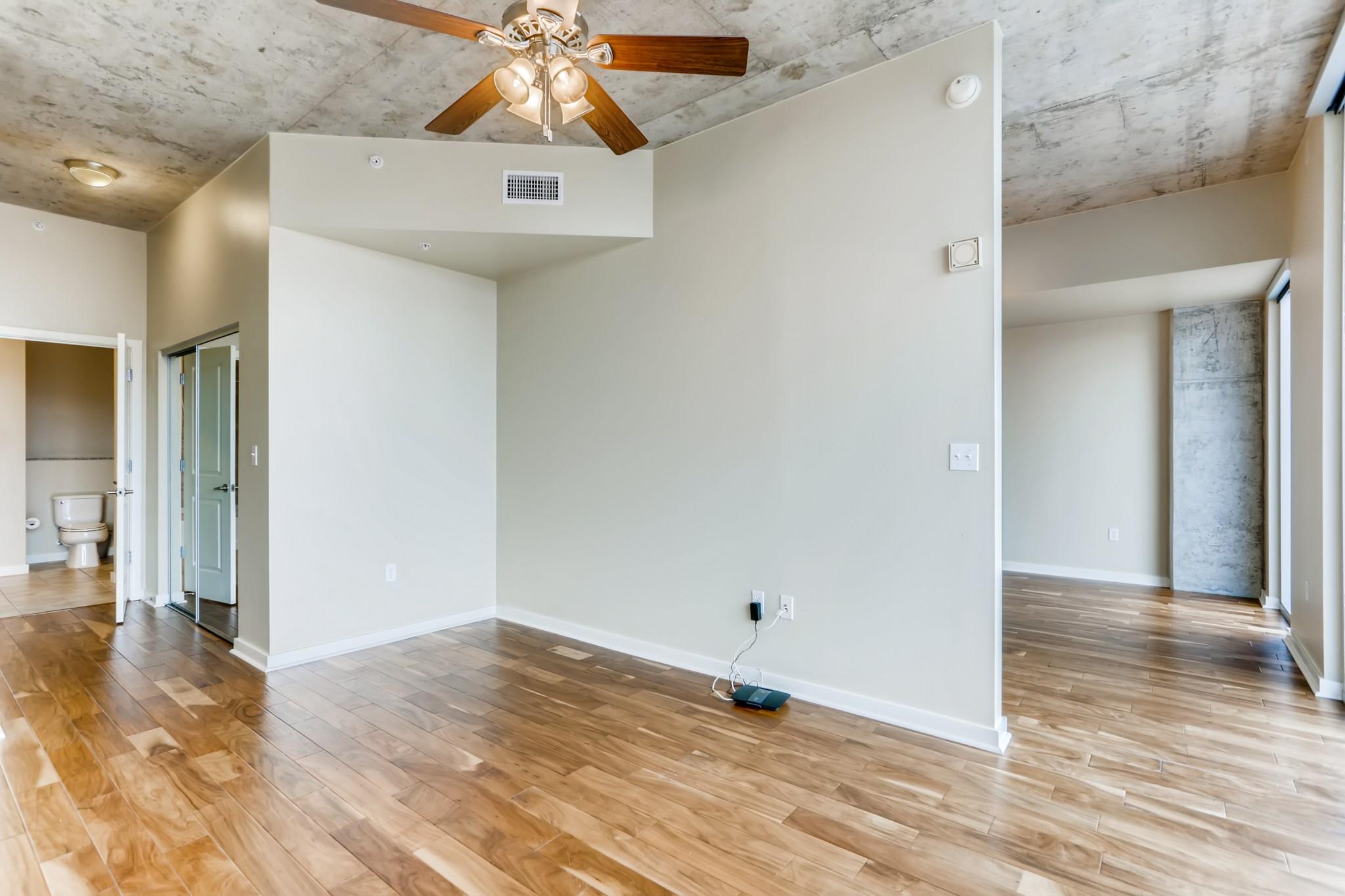 360 Nueces ST # 2607