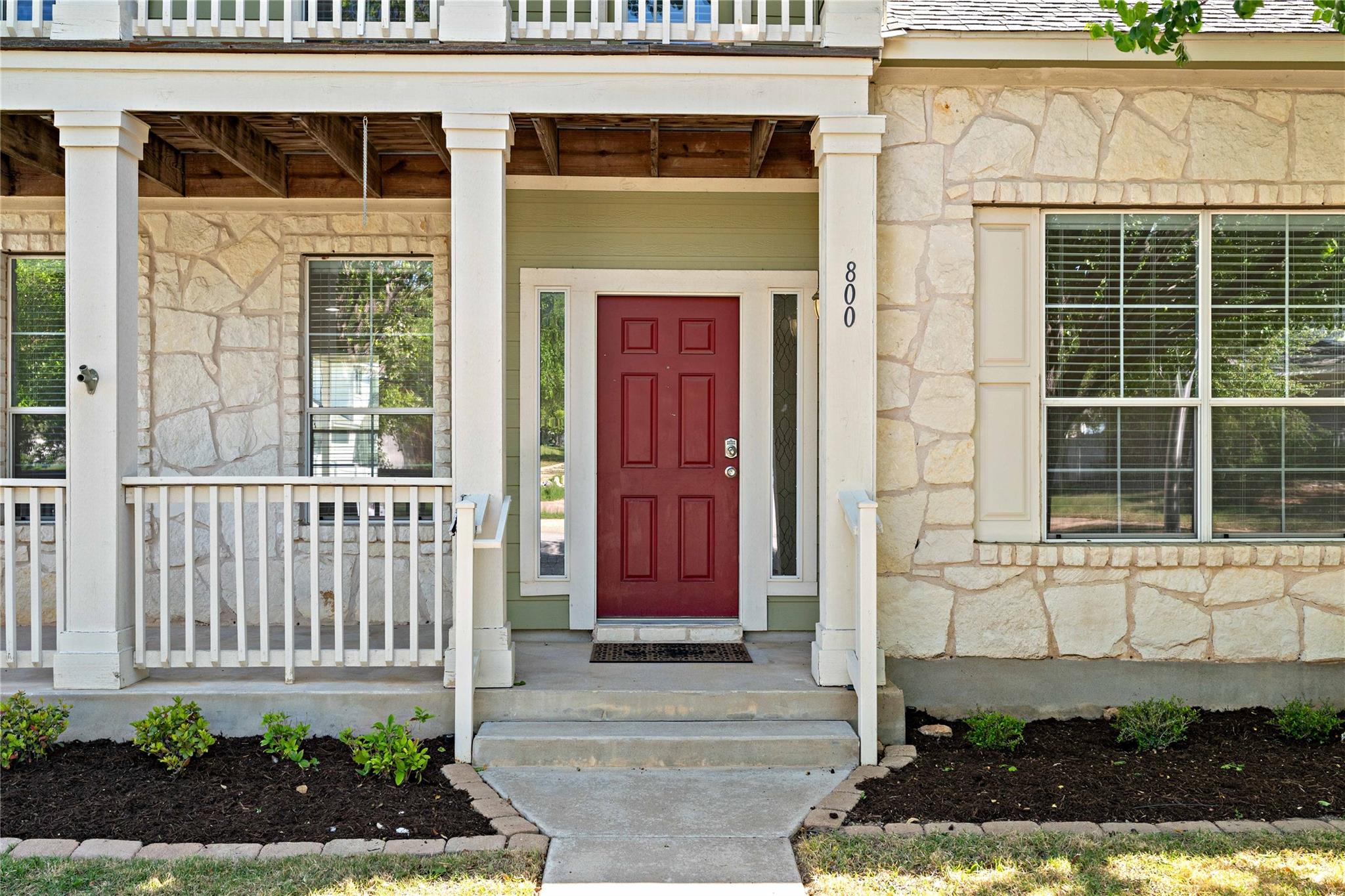800 Brazos Bend DR