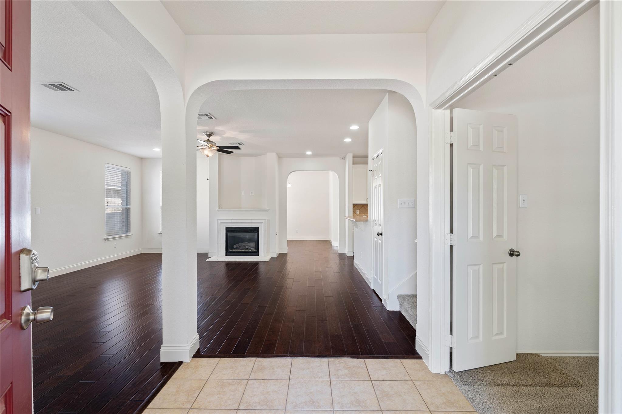 800 Brazos Bend DR