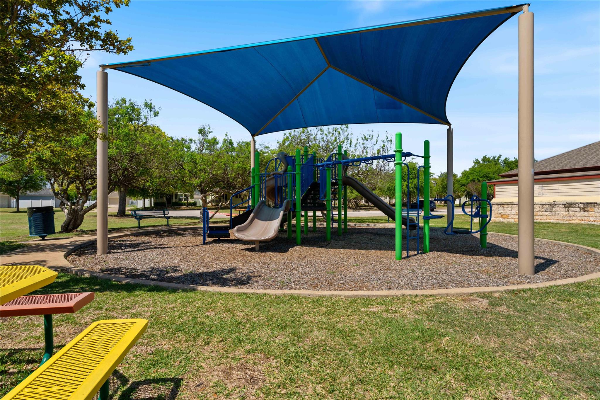 800 Brazos Bend DR