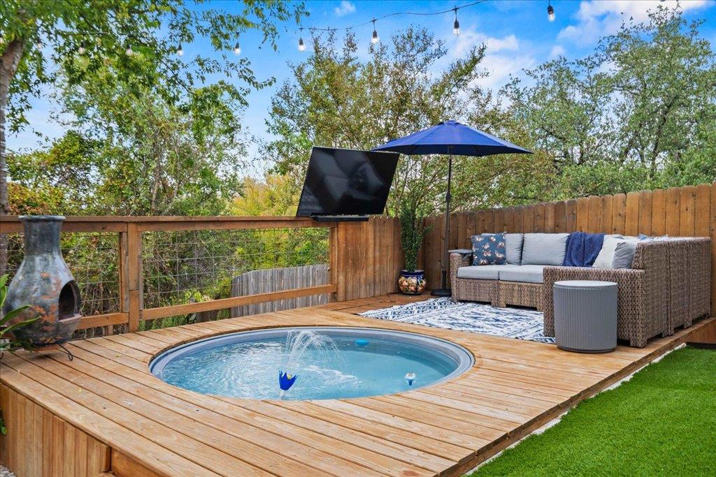 10744 Chestnut Ridge RD