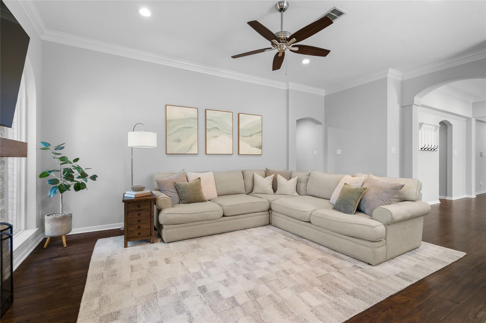 10744 Chestnut Ridge RD