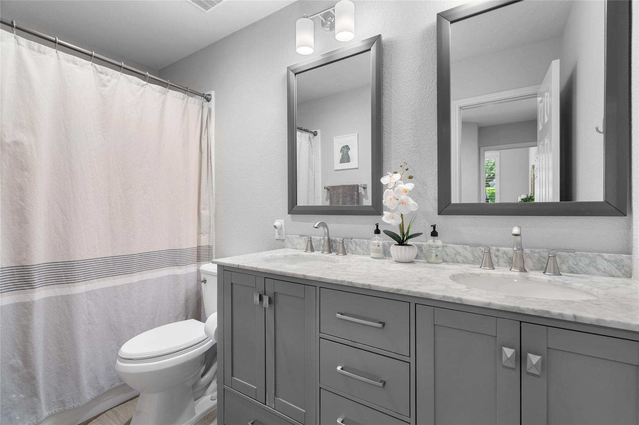 10744 Chestnut Ridge RD