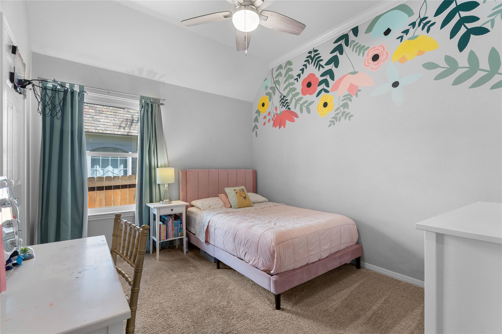 10744 Chestnut Ridge RD