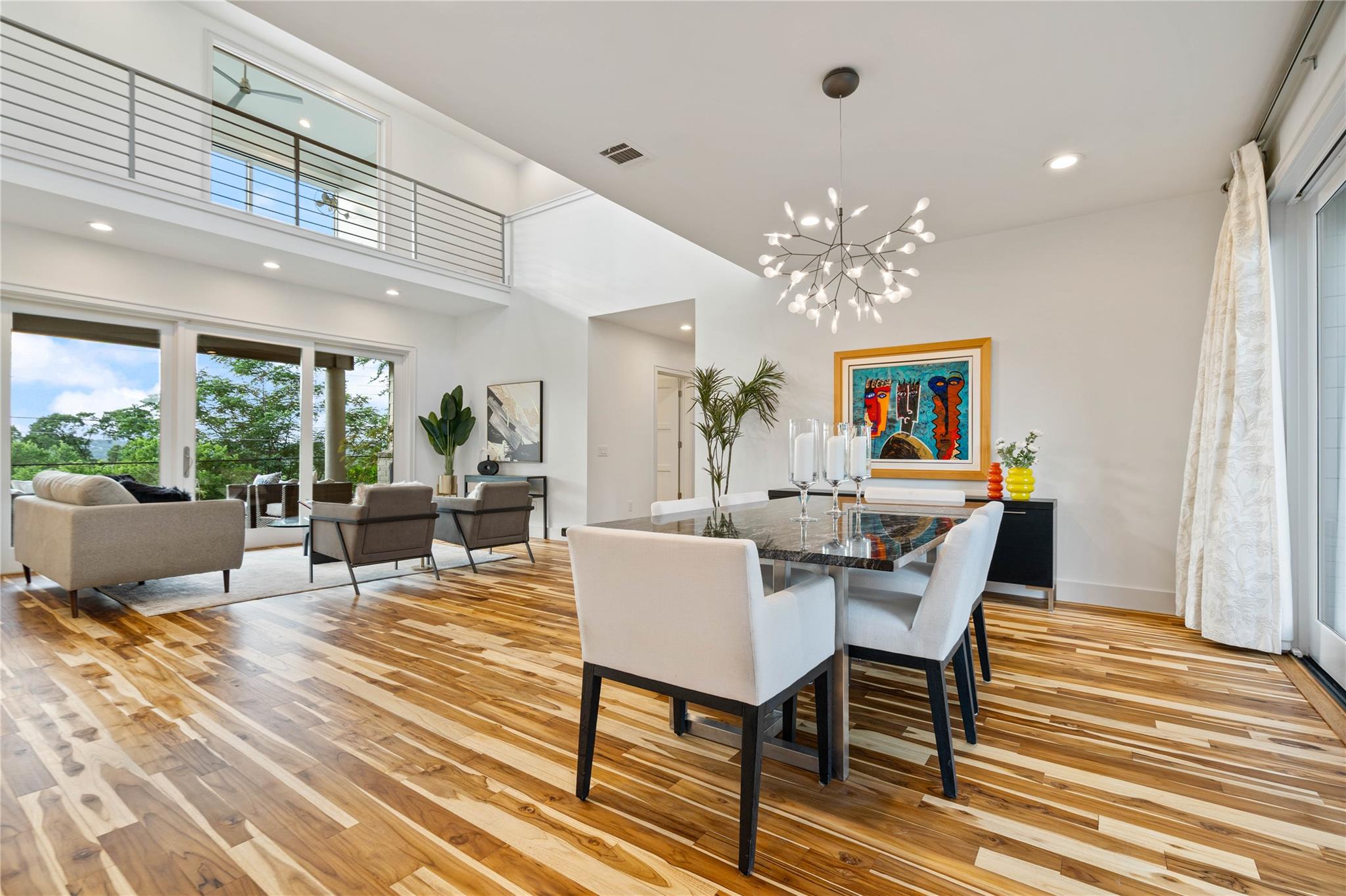 2902 Cedarview DR