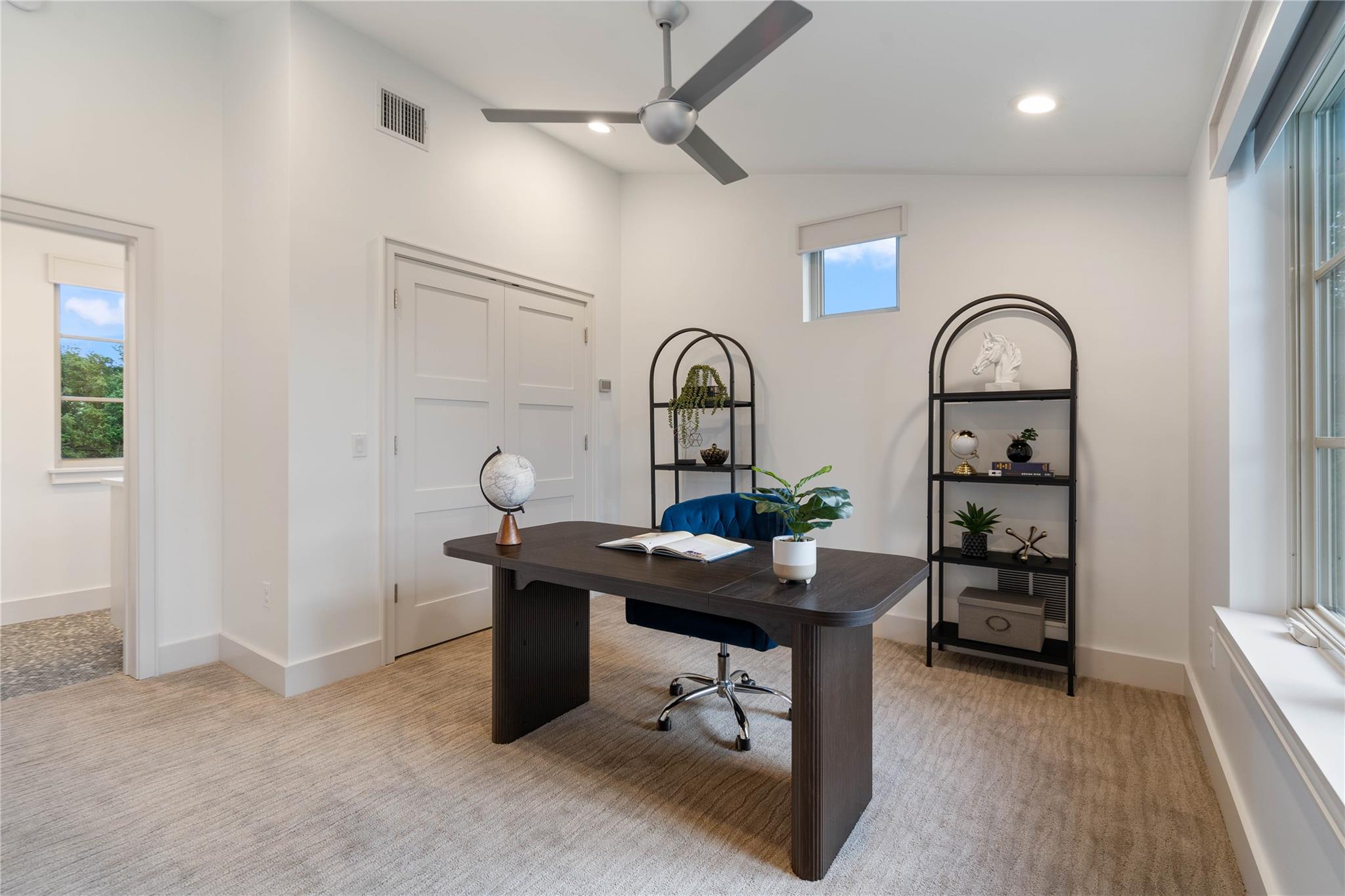2902 Cedarview DR