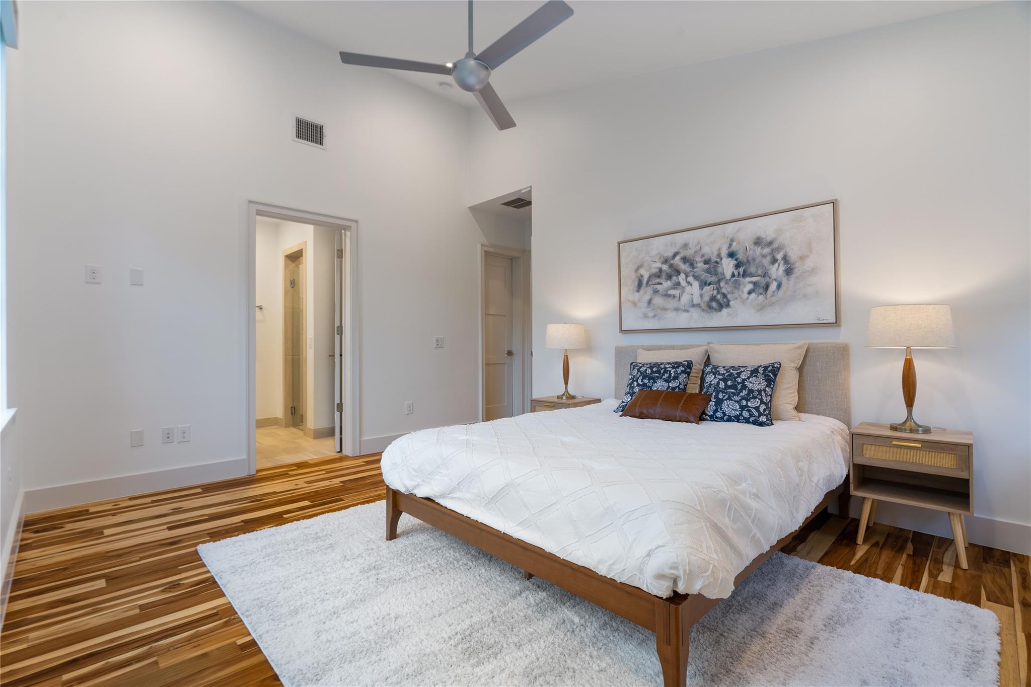 2902 Cedarview DR