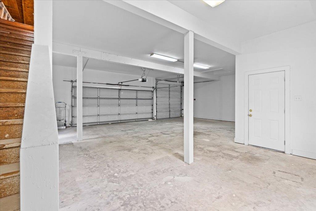 3006 Washington SQ