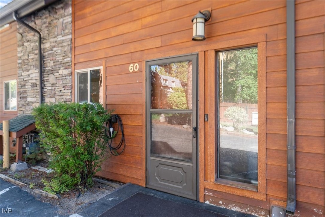 845 Southwood Blvd 60