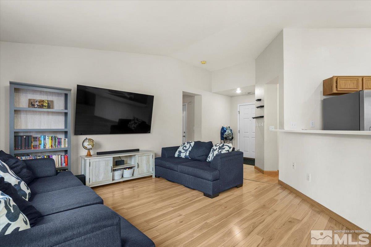 4593 Park Rose Circle