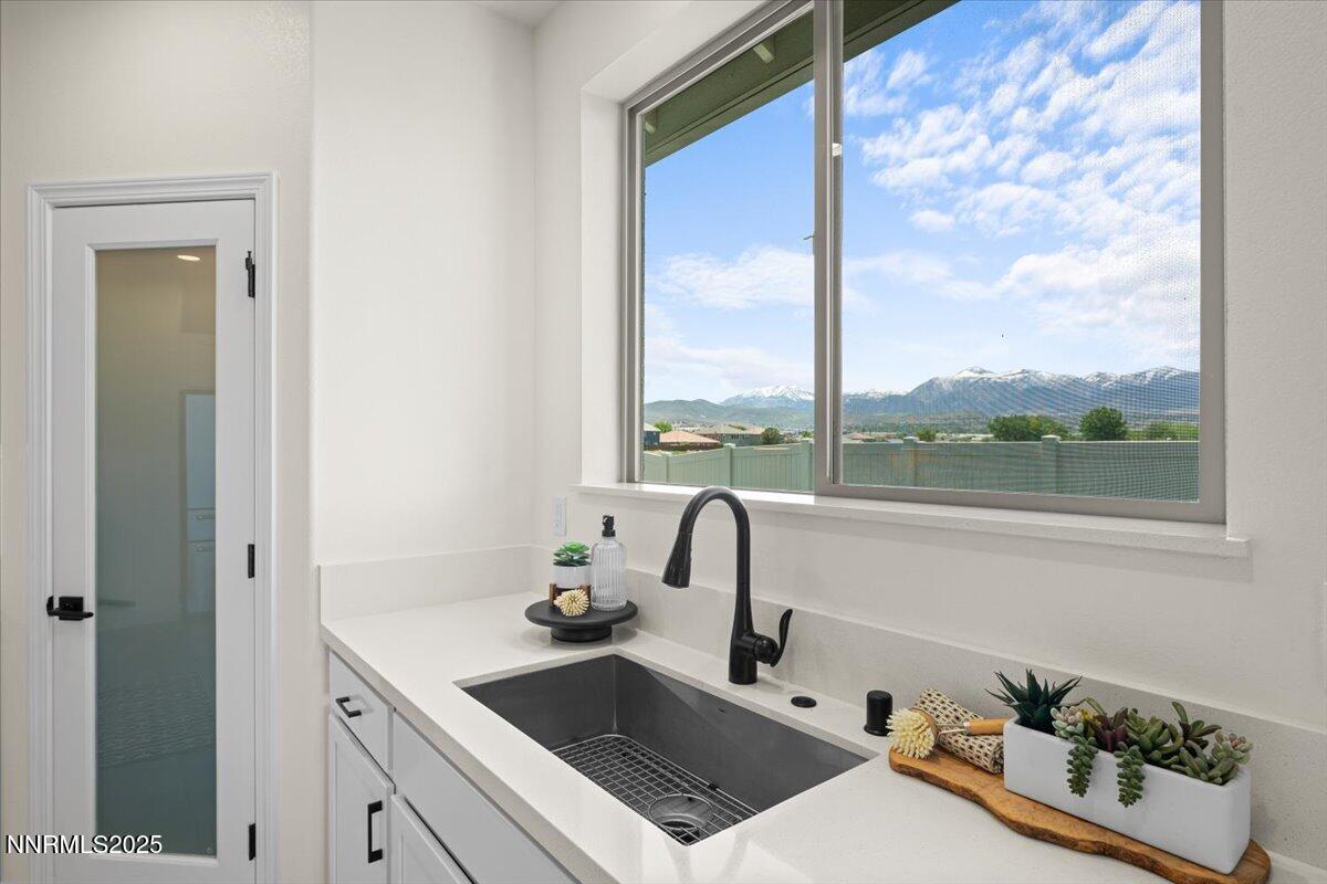 11235 Freedom Range Lane