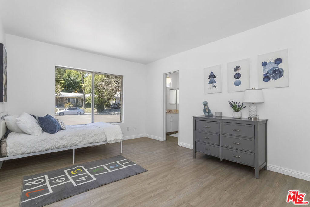 5628 El Canon Avenue