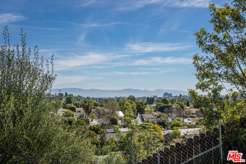 5628 El Canon Avenue