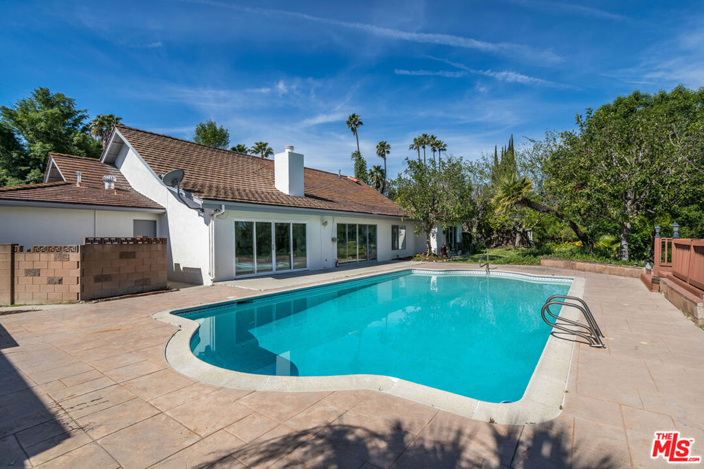 5628 El Canon Avenue