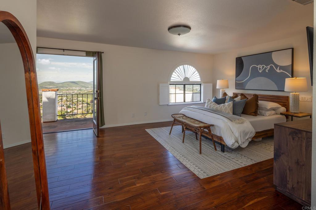 598 Camino De La Cima