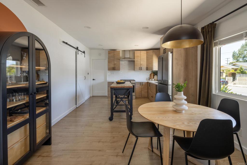 1958 Edgemont Street