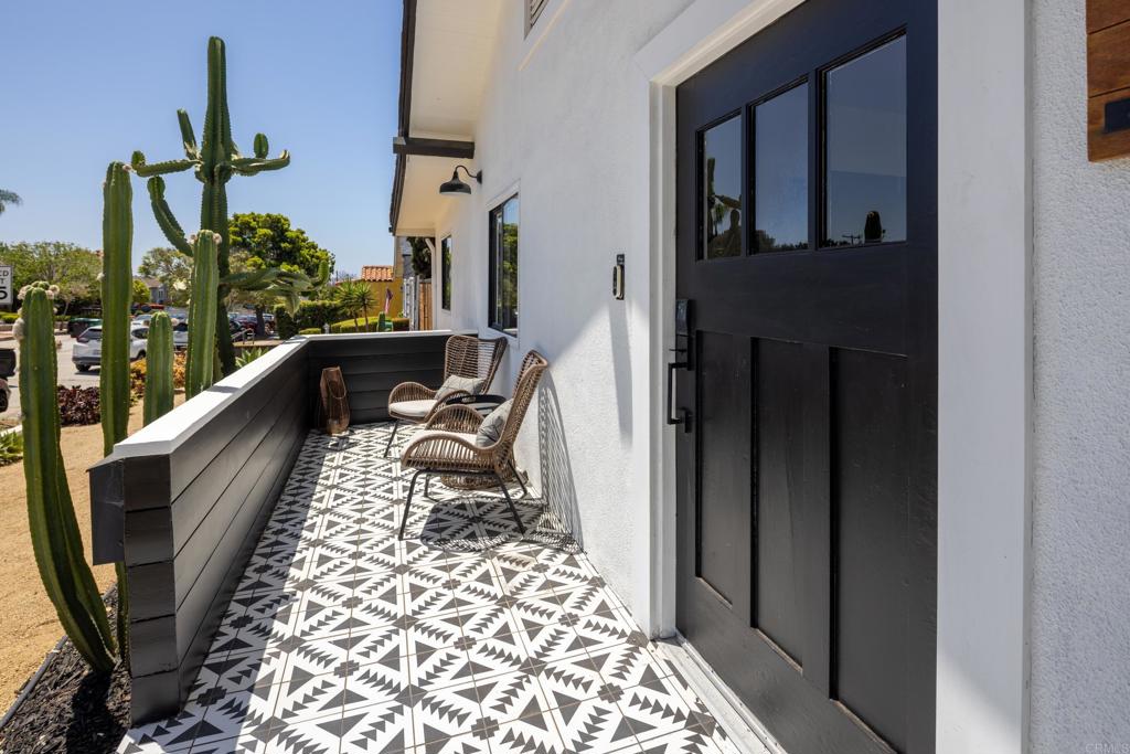 1958 Edgemont Street