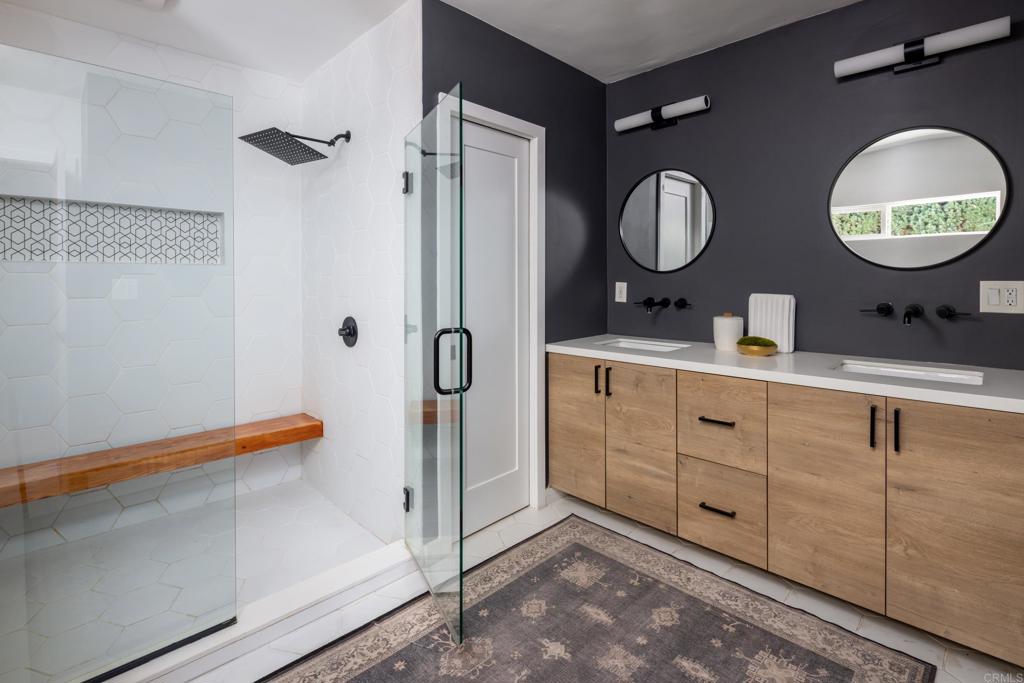 1958 Edgemont Street