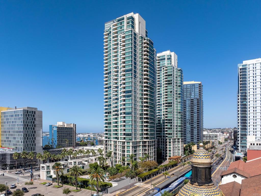 1199 Pacific Highway 1605