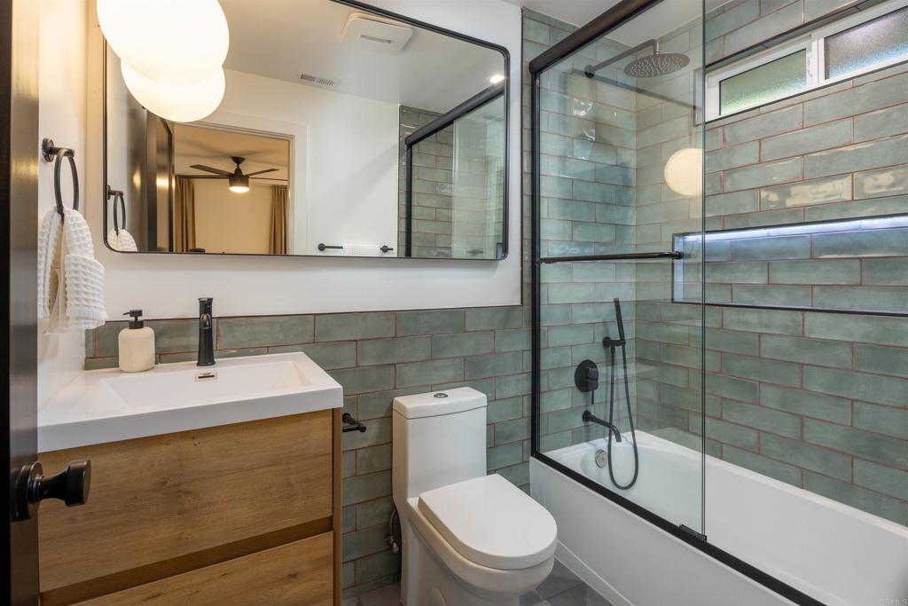 1711 Grandview Street