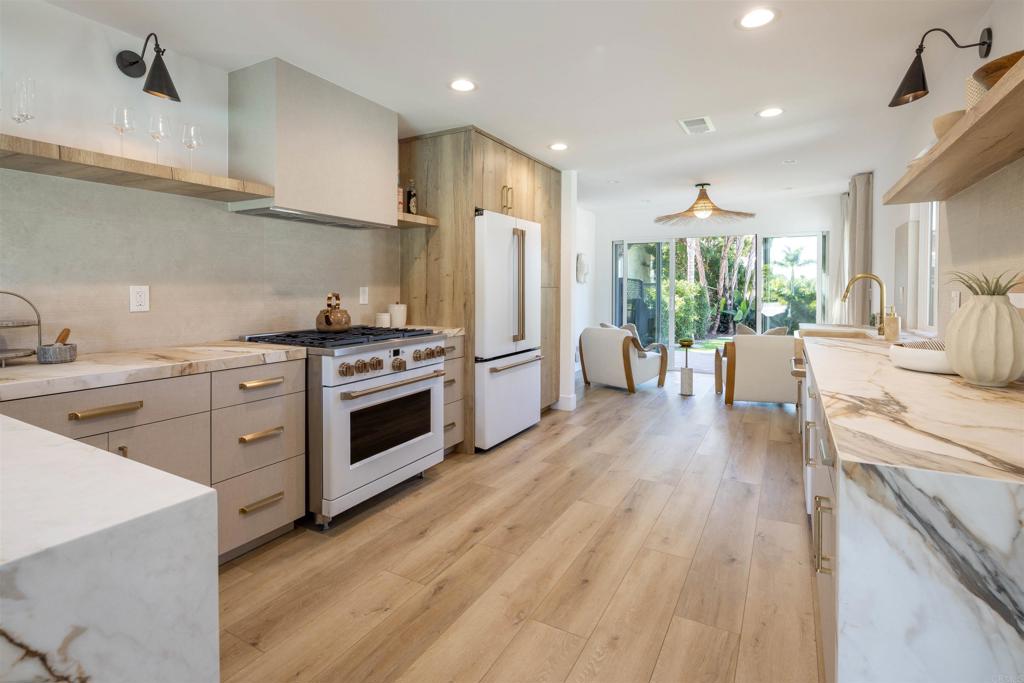 1711 Grandview Street