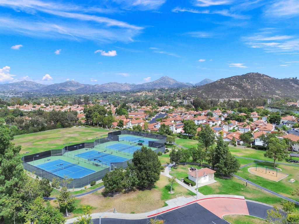 16244 Avenida Venusto