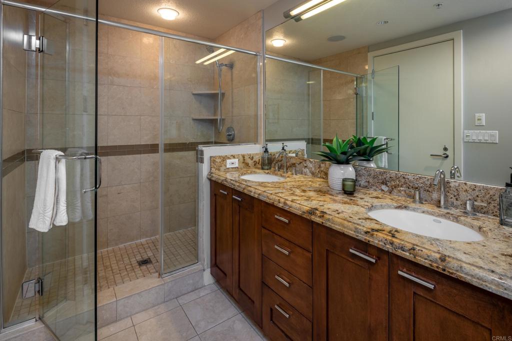 1199 Pacific Highway