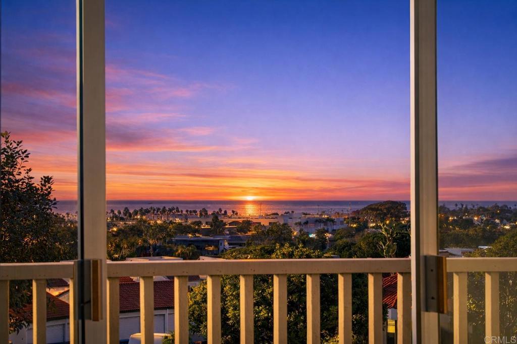 909 Caminito Madrigal B