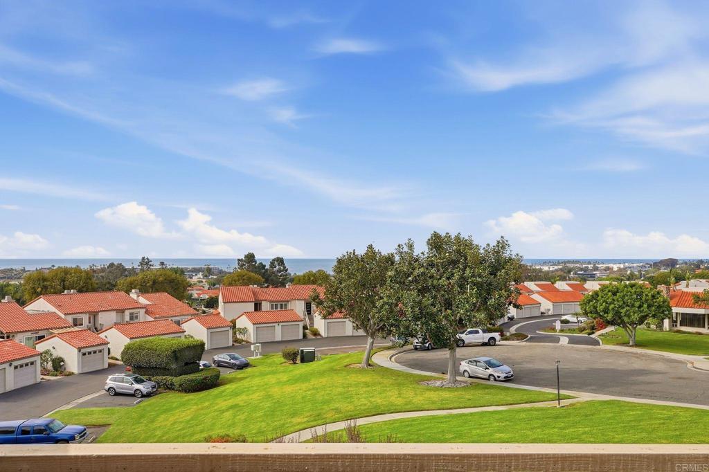 909 Caminito Madrigal B