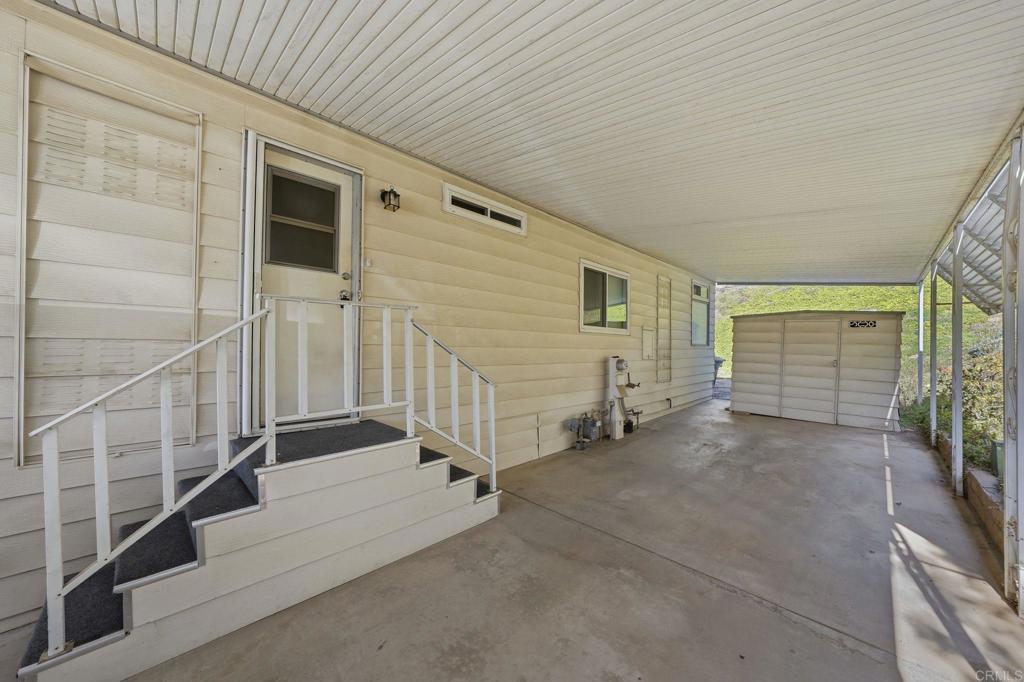 1195 La Moree Rd 69