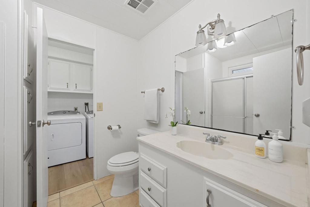 1195 La Moree Rd 69