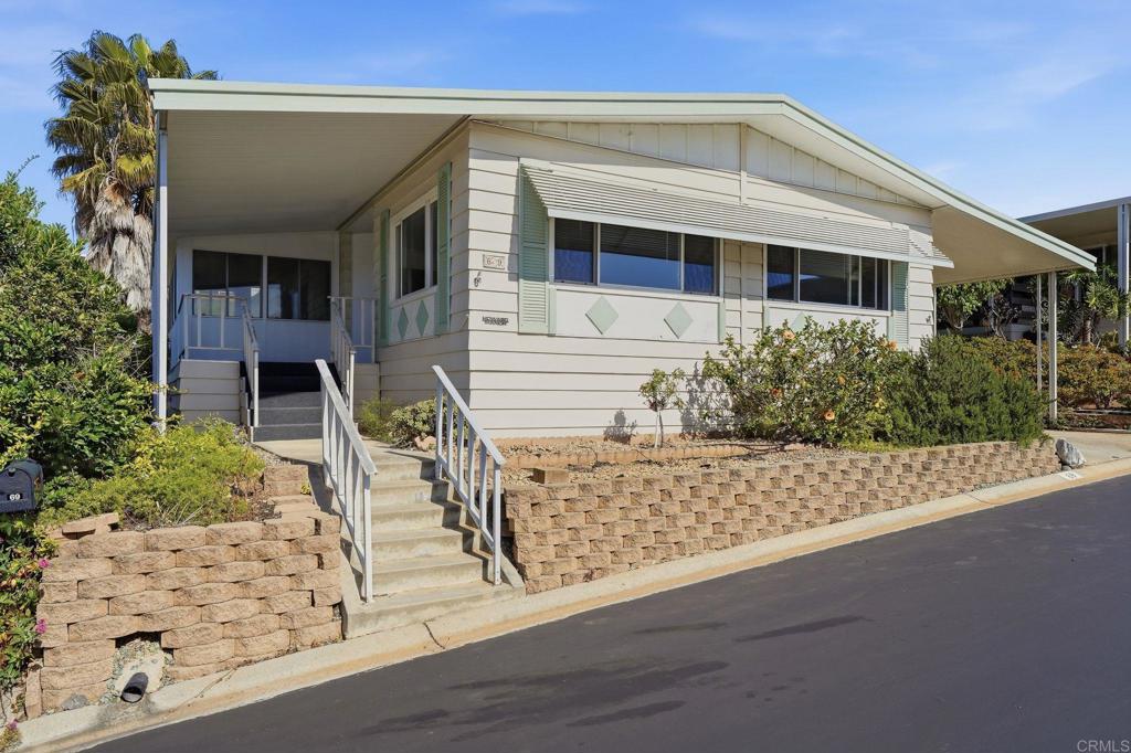 1195 La Moree Rd 69