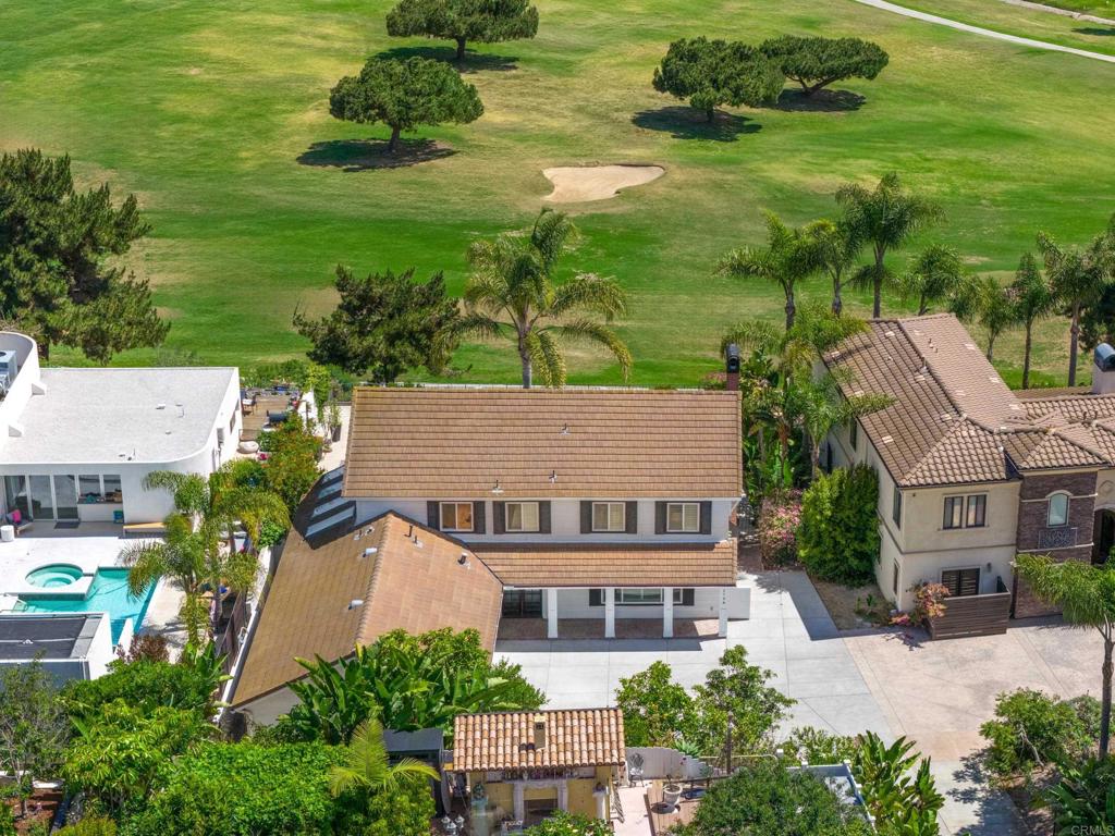 2738 La Costa Avenue