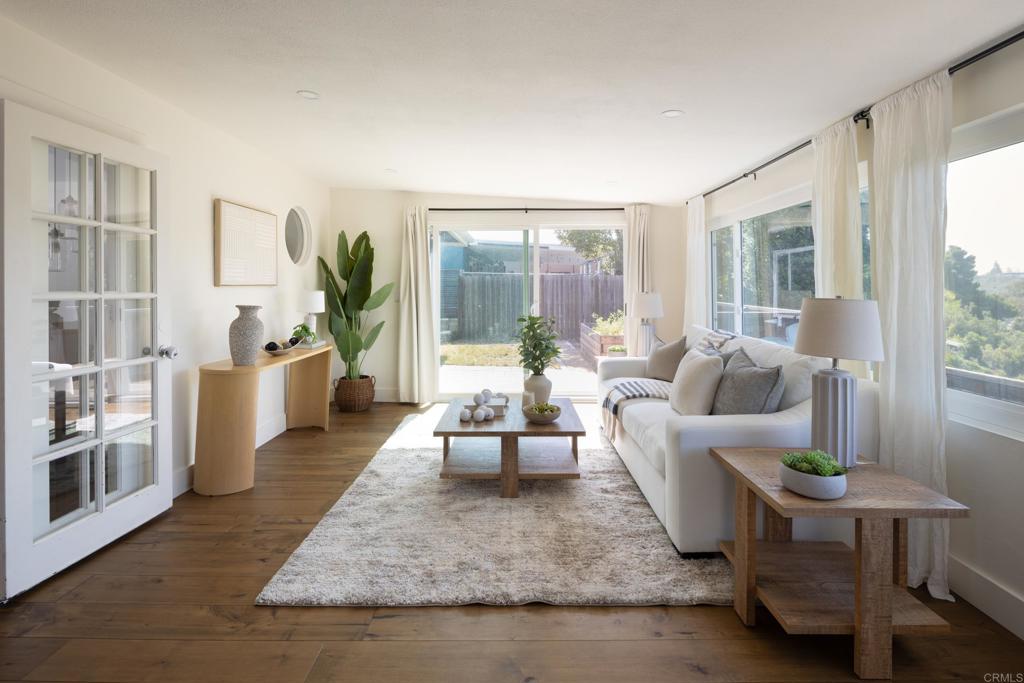 6321 Celia Vista