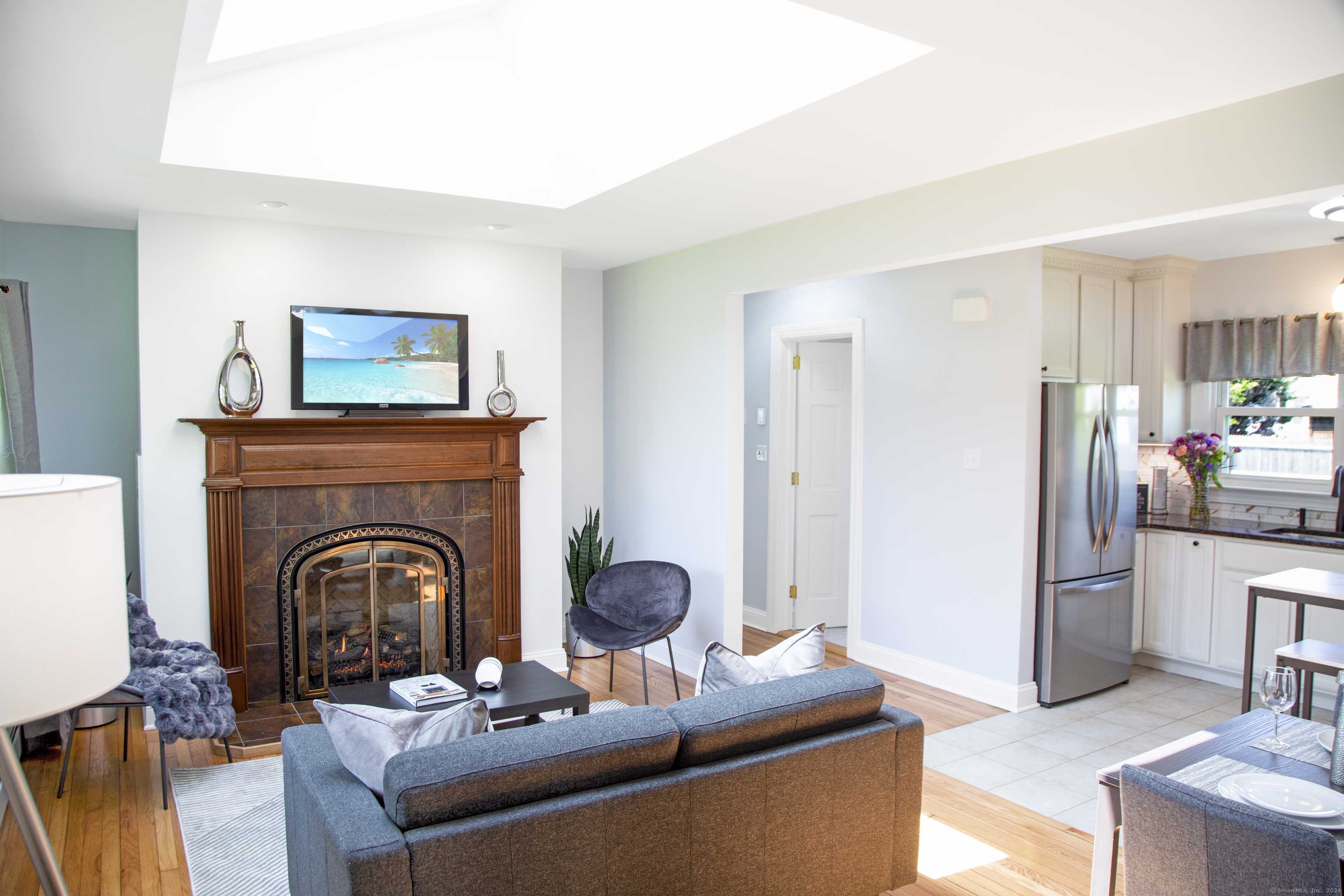 21 Nehantic Trail